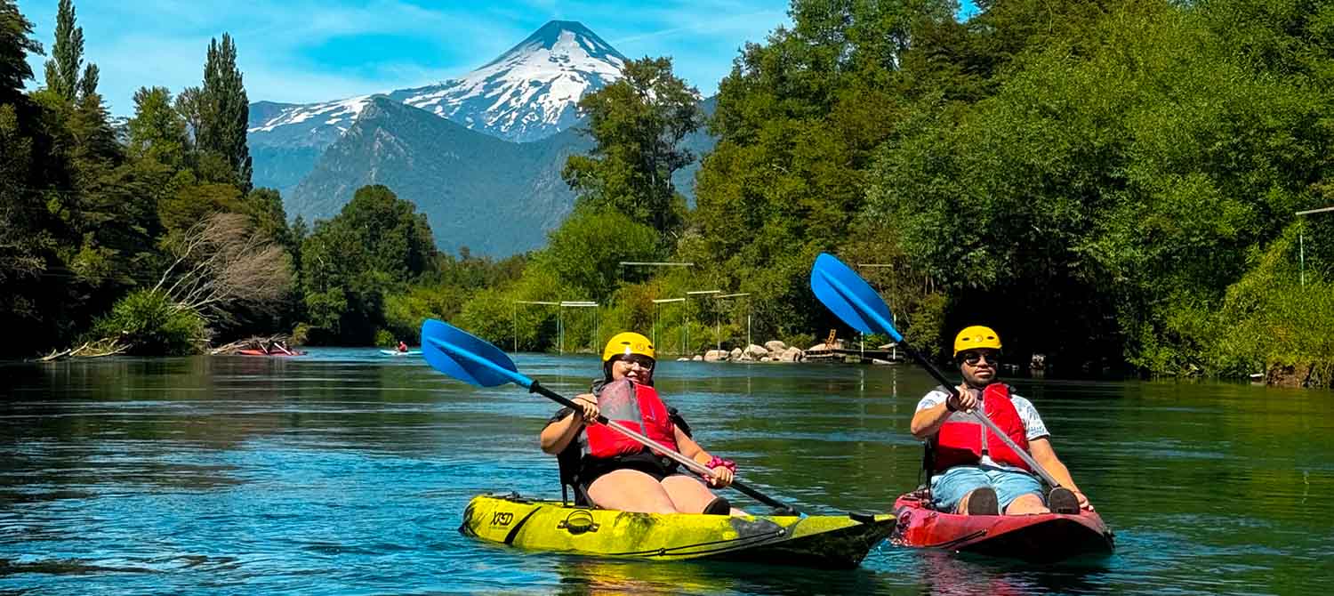 Kayak en el Río Liucura