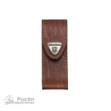 Estuche de cuero color café para cinturón. Tamaño 10,2x4x3,2 cm